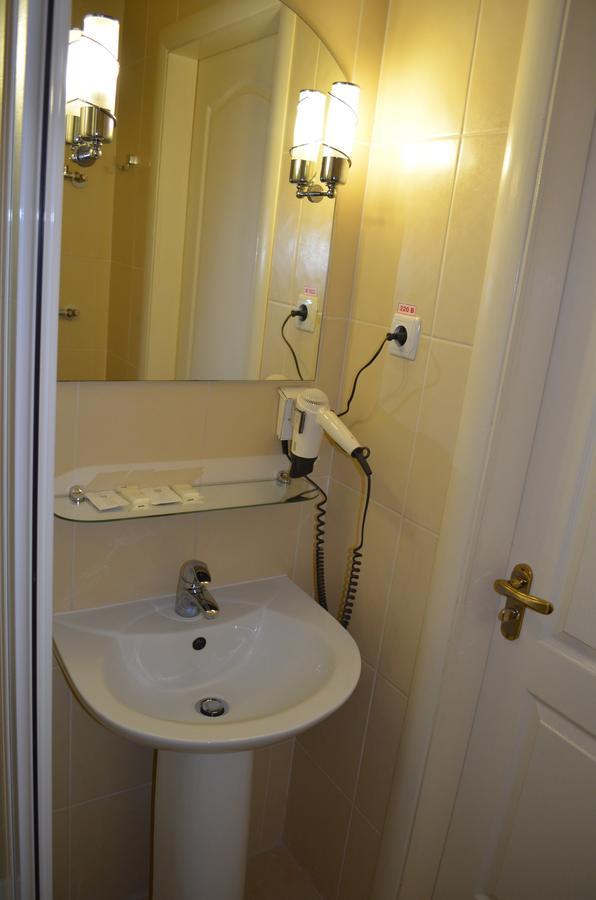 Transit Hotel Dyakovtsy Luaran gambar